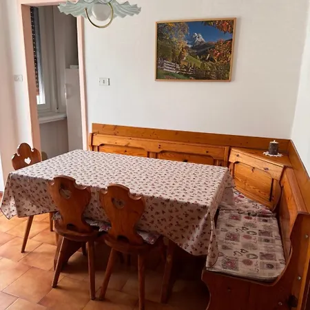 Tra E Boschi Apartment *